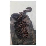The wallpack full of heavy duty chain