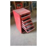 Red rolling 5 drawer toolbox with ball bearing