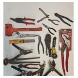 Pliers, mallet