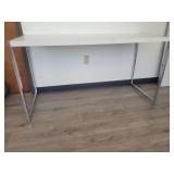 Desk 57x24x31