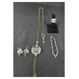 All Premier Designs (1) Necklace. (1) Pr