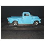 950 GMC Pickup Truck 1:18 Diecast