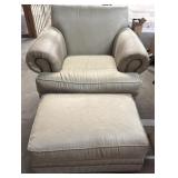 Thomasville Chair With Ottoman 32"x39"x 32"
