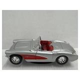 Burago 1957 Chevrolet Corvette 1:18 scale die