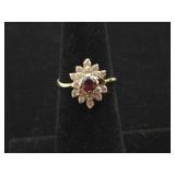 10K Gold & Ruby Cluster Ring Sz 6.5