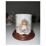 Porcelain Victorian Mug Porcelain Victorian Mug