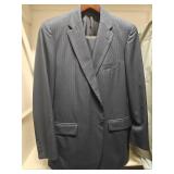 Custom Tom James Royal Classic Suit Size 42 Custom Tom James Royal Classic Suit Size 42