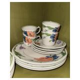 Villeroy & Boch Amapola Tea Cups & Plates Villeroy & Boch Amapola Tea Cups & Plates