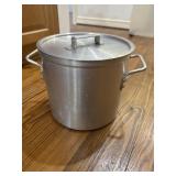 Aluminum Pot  9" Aluminum Pot  9"
