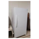 Large kenmore freezer and new condition Large kenmore freezer and new condition