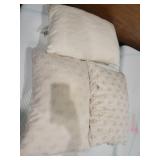 (3) My Pillows (3) My Pillows
