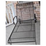 Metal Chase Lounger Metal Chase Lounger