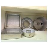 (5) Aluminum Baking Cake Pans (5) Aluminum Baking Cake Pans