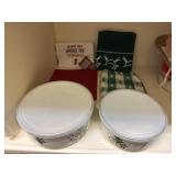 Christmas Cleaning Towels & (2) Bowls With Lid Christmas Cleaning Towels & (2) Bowls With Lid
