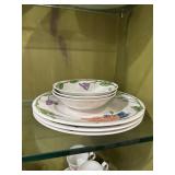 Villeroy & Boch Amapola Dish Set Plates Villeroy & Boch Amapola Dish Set Plates