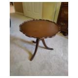 Antique Mahogany Pie Crust Table Antique Mahogany Pie Crust Table