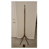 74" Wooden Coat/Hat Rack 74" Wooden Coat/Hat Rack