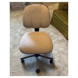 18"x15"x30" Computer Chair