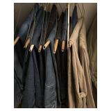 Menï¿½s Dark Denim Jeans size 38x30/32