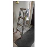 Aluminum Step Ladder