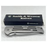 Smith & Wesson Knives