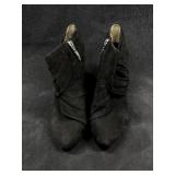 Sz: 8 Guess Black Ankle Platform Boots