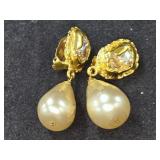 Vintage Chanel Clip On Earrings