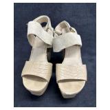 Sz: 8, Marciano Open Toe Heel
