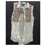 NWT Angie Embroidered Sleeveless Shirt Sz S