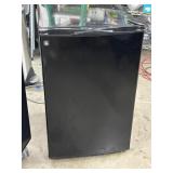 GE Refrigerator 20"x 21"x32"