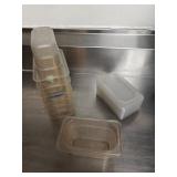 (8) .9 Qt Poly Food Containers w/Lids