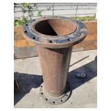 Piece of pipe with 2 flanges