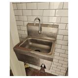 Hand wash Sink w Knee Valve
