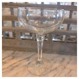 (16) Glasses with tray