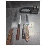 (4) Knives & sharpner