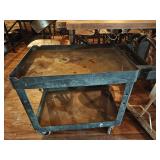 Rubbermaid Rolling Utility Cart