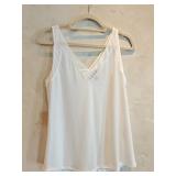 MD White House Black Market Tank Top