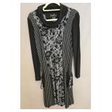 Sz Med UBU Escape Black and Gray Jacquard Cowl