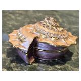 Enamel Inlay Sea Shell Hinged Trinket Box Gold