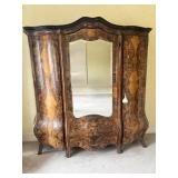 77.5"x18.5ï¿½x 82.5ï¿½ Beautiful Antique Italian