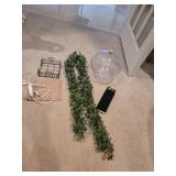 Metal Napkin Holder, Faux Ivy, Small Heating Pad