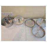 (3) Layered Cake Pans & (2) Angel Food Cake Pans