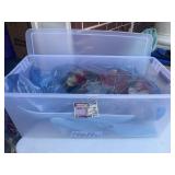 Sterlite 110Qt Container with Christmas