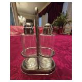 Williams & Sonoma Glass Pinit Oil & Vinegar Set