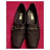 8.5M Munro American Black Fabric Classic Loafer w/