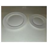 Wedgwood Bone China 10'ï¿½8' Plates