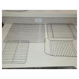 Racks & Pizza Crisping Pans