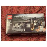 Lego Technic 42046 GETAWAY RACER & 42047 POLICE