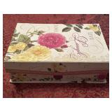 14.5'x 10ï¿½x5ï¿½ Vintage Keepsakes Storage Box