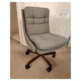Blue Rolling Desk Chair (18'x33'x18')